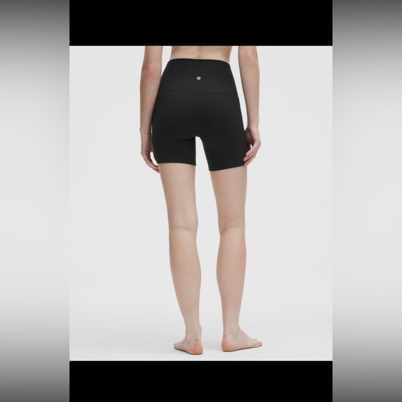Lululemon Align High Rise Shorts 6” - Picture 4 of 4